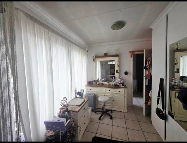 3 BEDROOM CLUSTER FOR SALE IN RHODESFIELD